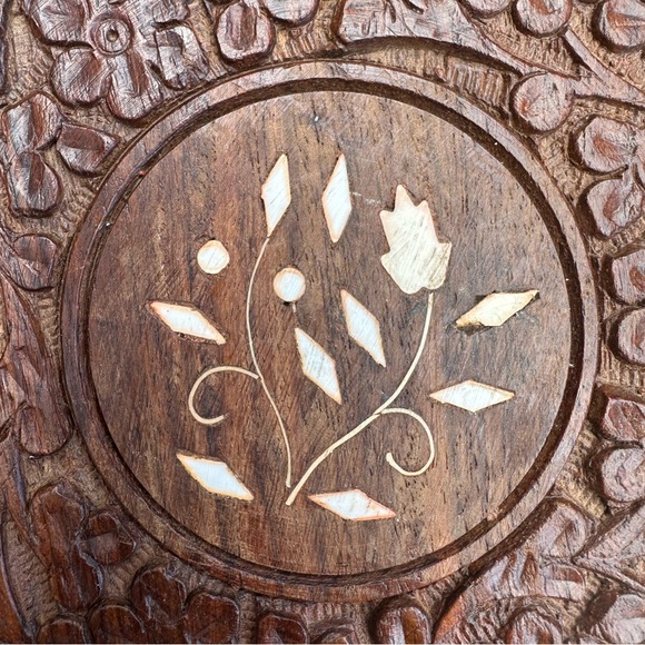 Hand-Carved Wooden Floral Trivet with Mother of Pearl Inlay – Boho Cottagecore - Picture 2 of 4